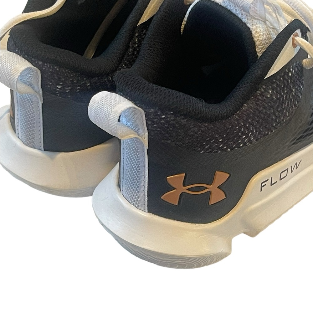 Under Armour. Sz 9.5 Women. Athletic Shoes/Trainers/Sneakers. Great condition - Picture 10 of 13